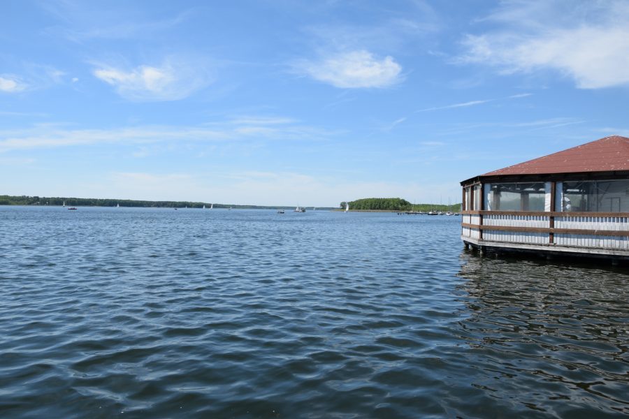 Jezioro Sławskie chatka na wodzie