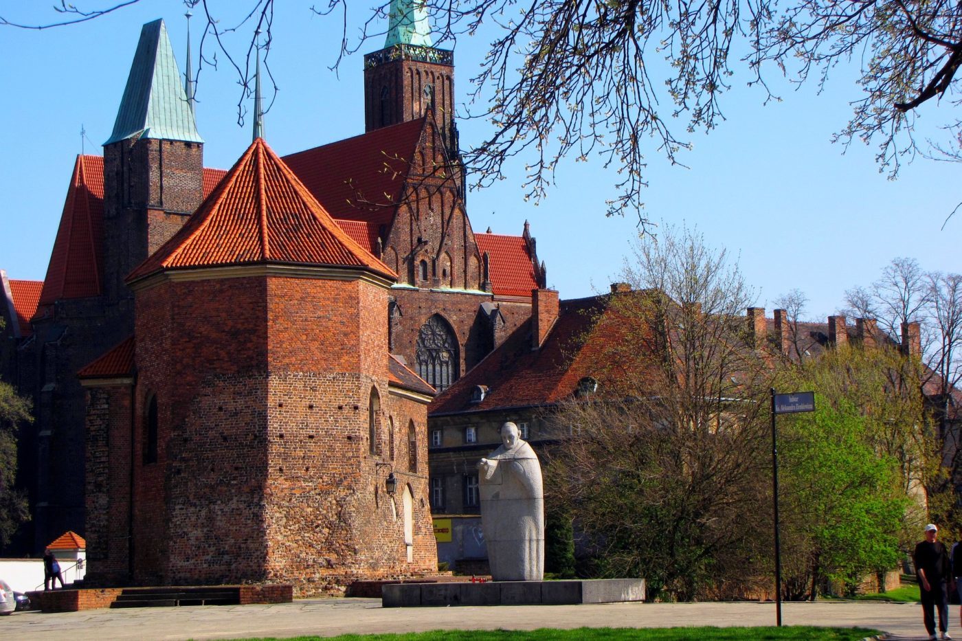 kościół św marcina teren dawnego zamku wrocławskiego